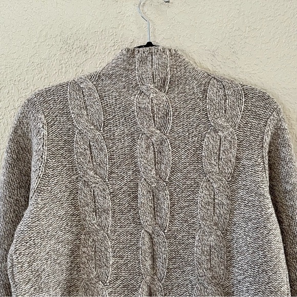 L.L. Bean Sweater Wool Pullover Angora Cable Knit Mock Chunky Classic Tan Medium - Picture 5 of 9